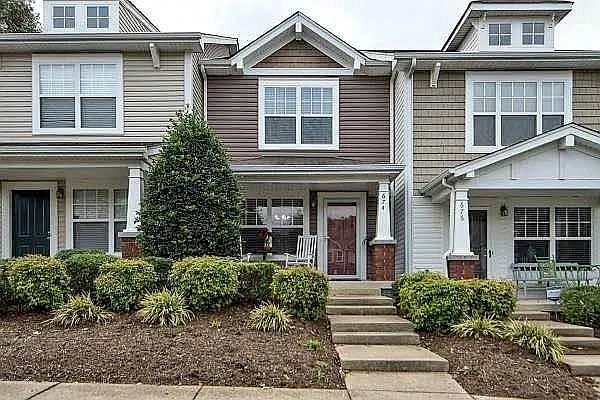 1st image of 674 Flintlock Ct