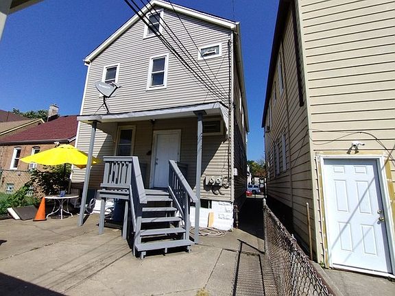 4th image of 10034 S Avenue M