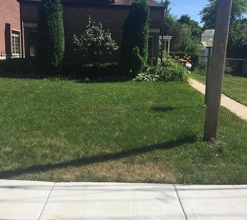 1st image of 3711 N Shore Ave