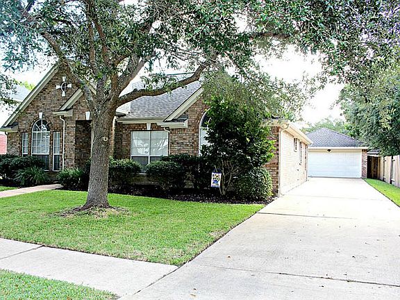 2nd image of 2723 W Oaks Blvd