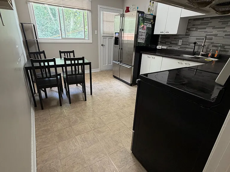657 Sevilla Park Pl — Photo 6