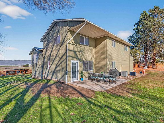 4th image of 7104 Hepton Ln