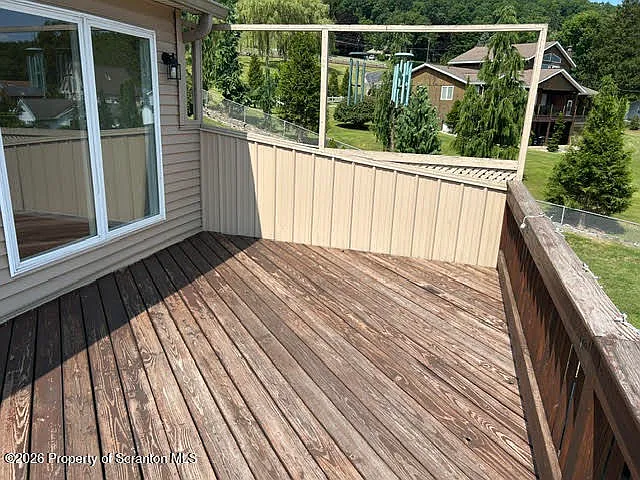 126 Evergreen Ln — Photo 17