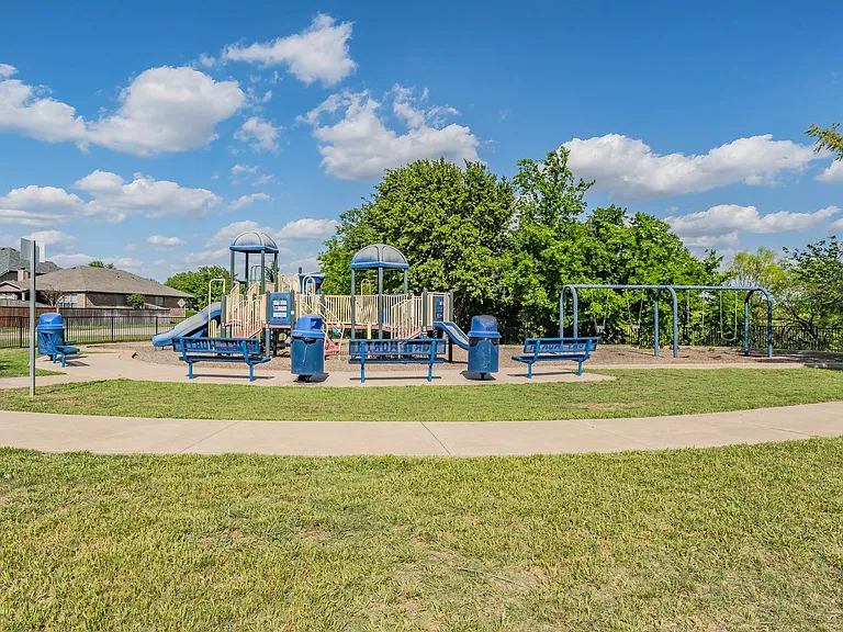 9040 Weller Ln — Photo 46