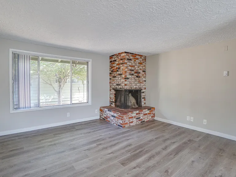 Quailwood Apartments — Photo 8