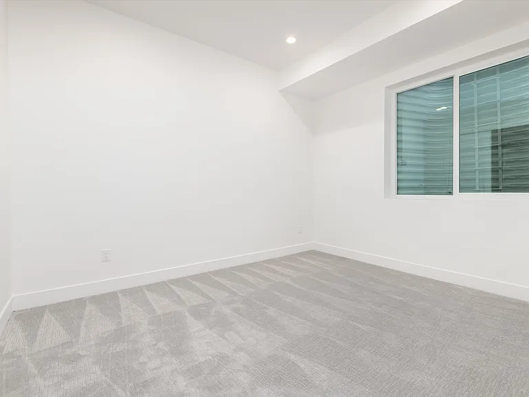 2088 Eliot St — Photo 35