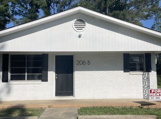 206 Nita Dr #B, Vidalia, GA 30474