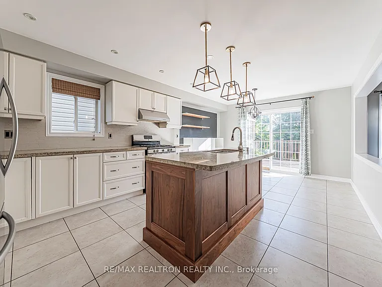 44 Moynahan Cres #MAIN — Photo 21