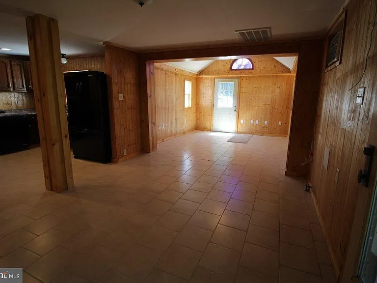 121 House Rock Rd #B — Photo 3