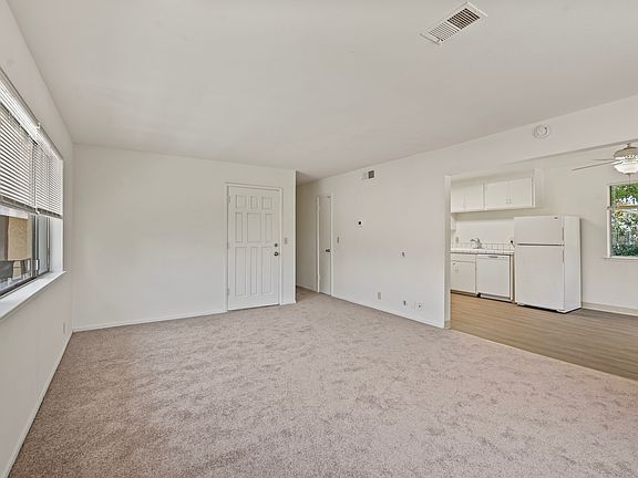 4th image of 1248 Francisco Ave APT B
