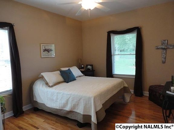 3rd image of 147 Morton Dr