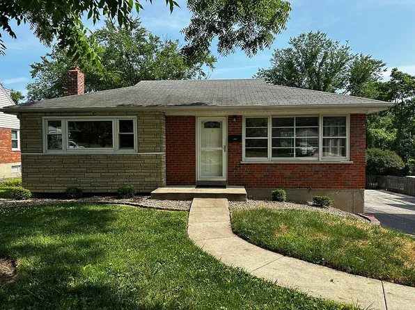 9729 Graystone Ter, Saint Louis, MO 63119