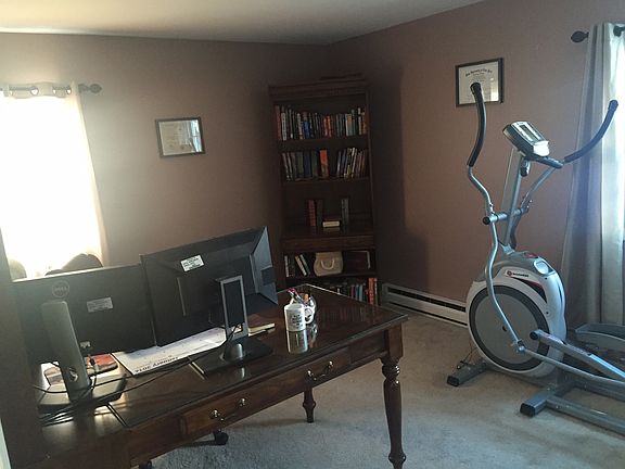 4th image of 3 Morgan Ln