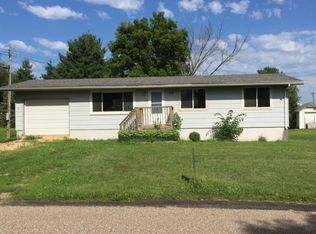 518 Phelps Ave, Wabasha, MN 55981