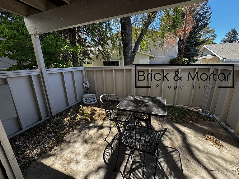400 S Saliman Rd #B31 — Photo 10