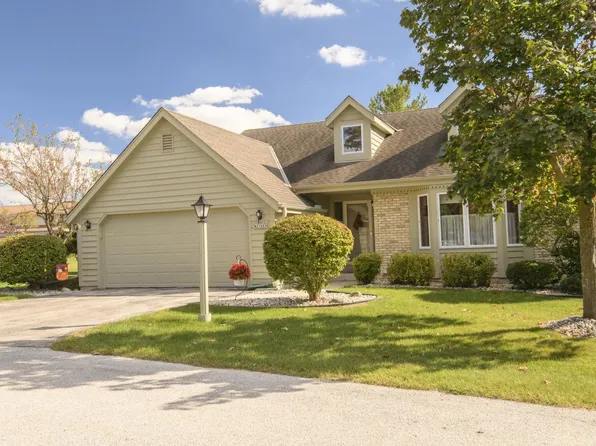 N97W17905 Mulberry COURT #D-34, Germantown, WI 53022