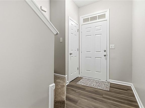 5th image of 4215 High Park Ln