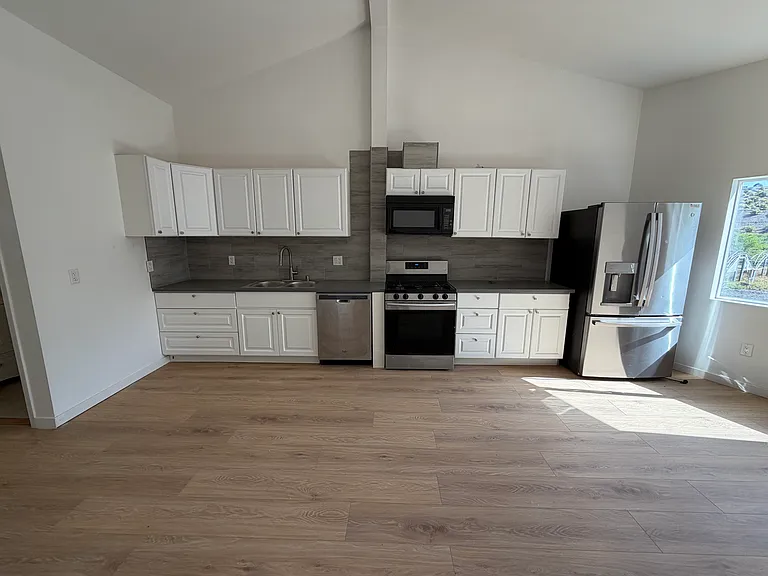 4500 Arch St #4530 — Photo 7