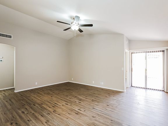 5th image of 4530 E Tanglewood Dr