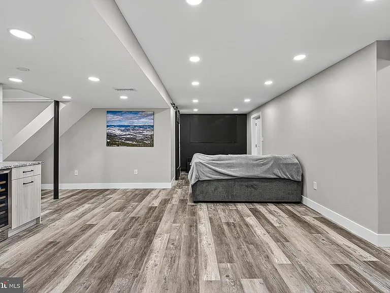 27 Planetree Dr #1 — Photo 29