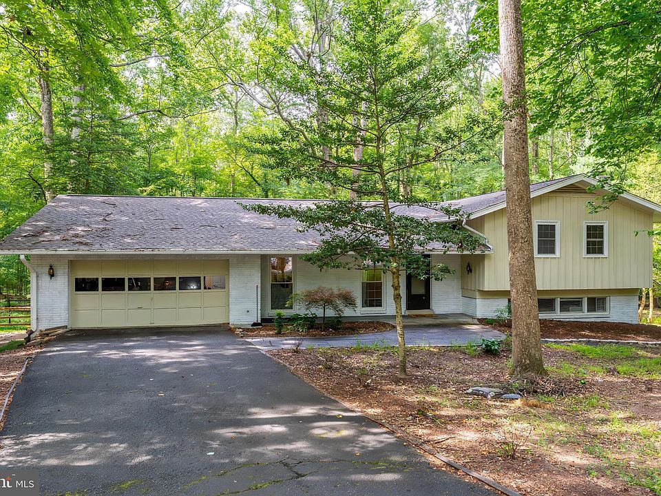 1st image of 11621 Sourwood Ln