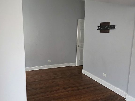 5th image of 6959 S Calumet Ave