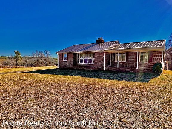 3rd image of 464 Simmons Farm Ln