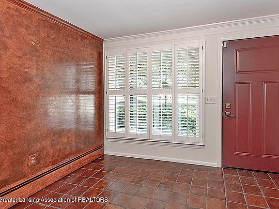 5th image of 4580 Oakwood Dr
