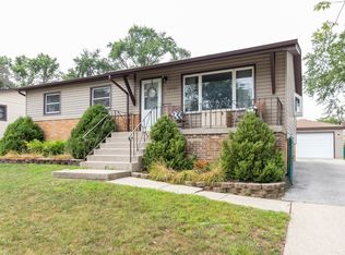 15432 David Ln, Oak Forest, IL 60452