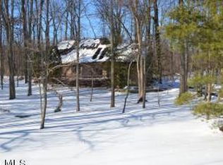 69 Peach Blossom Rd SW, Pataskala, OH 43062