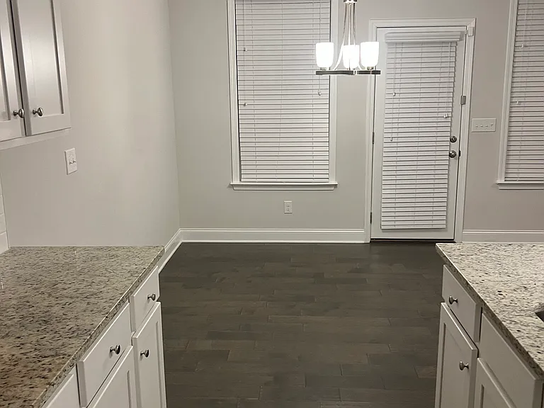 932 Exposition Pointe — Photo 6