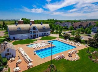 16405 Dryden Dr, Lakeville, MN 55044