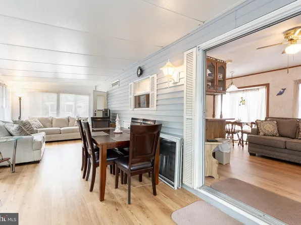 58 Stone Hbr, Dennisville, NJ 08214