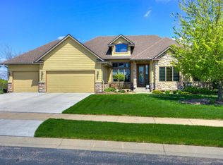 3008 Fairway Dr, Chaska, MN 55318