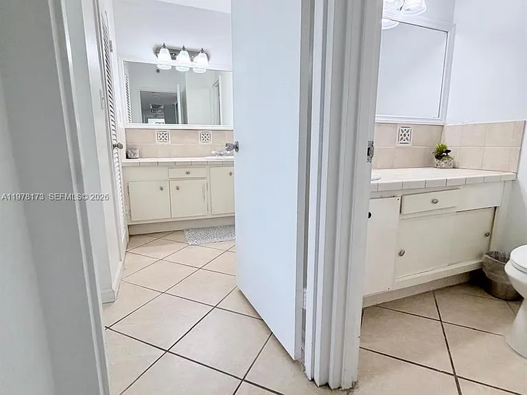 100 Lincoln Rd #441 — Photo 10