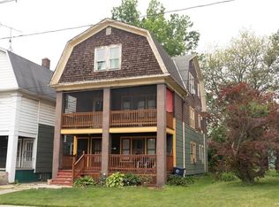 532 9th St, Niagara Falls, NY 14301
