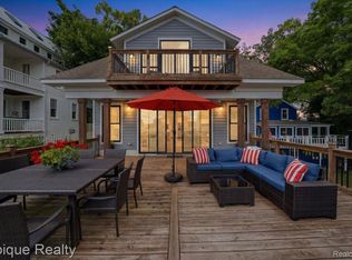 114 Bellevue Ave, Lake Orion, MI 48362