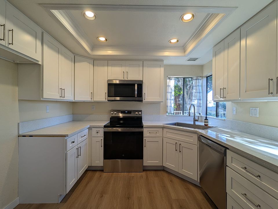 1st image of 22773 Lakeway Dr Unit 443