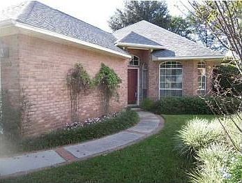 1st image of 3035 Oak Pointe Dr