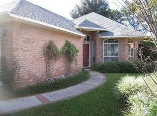 3035 Oak Pointe Dr, Pensacola, FL 32505