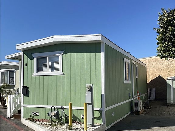 3rd image of 16341 Pioneer Blvd Space 11