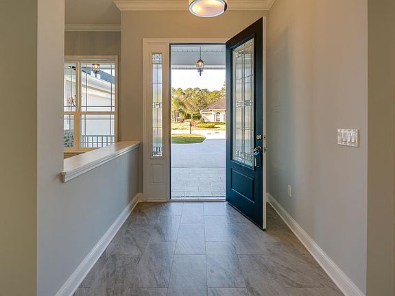 4th image of 3501 Olympic Dr