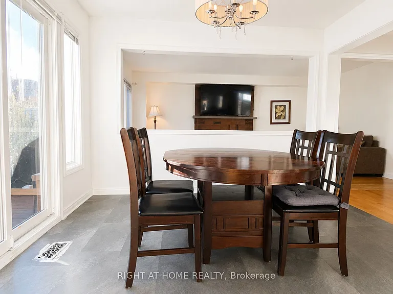 92 Nelson Cir — Photo 8