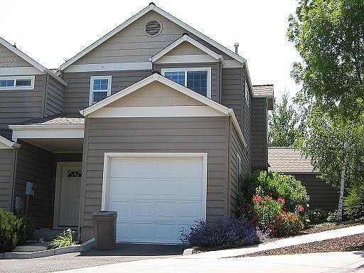 477 LARKSPUR OFF STARFLOWER