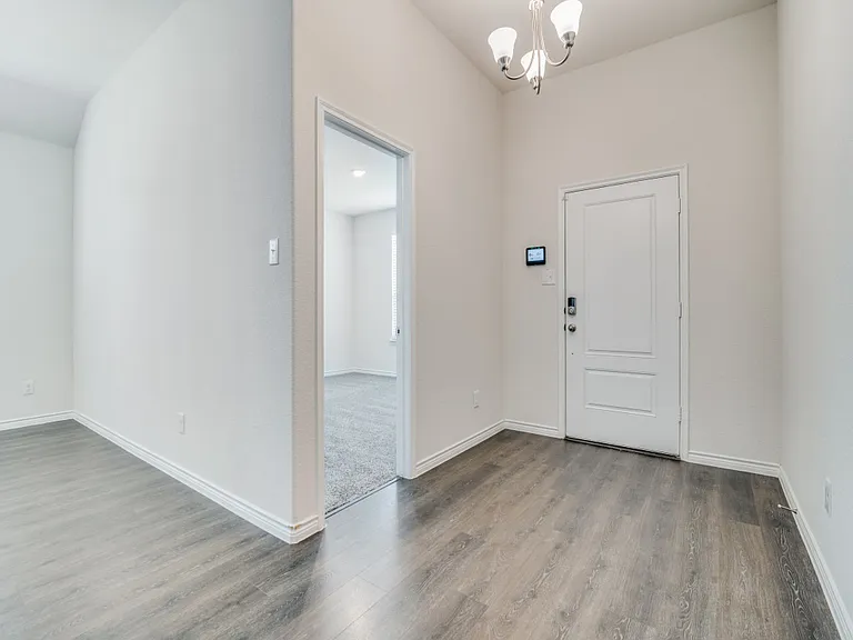 763 Philadelphia St — Photo 34
