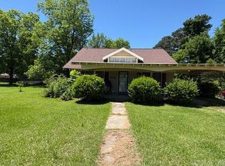 1702 S Main St, Hope, AR 71801