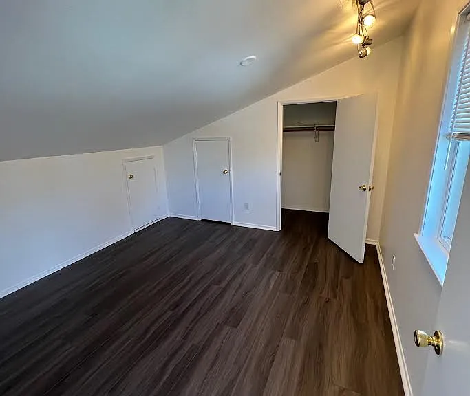1415 E Hillcrest Dr #2 — Photo 8