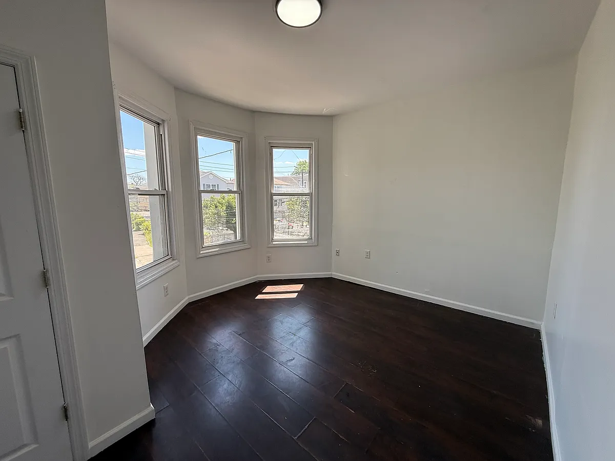 Building Photo - 480 Irvine Turner Blvd #2