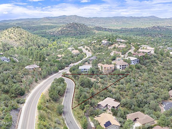 4th image of 685 Northwood Loop