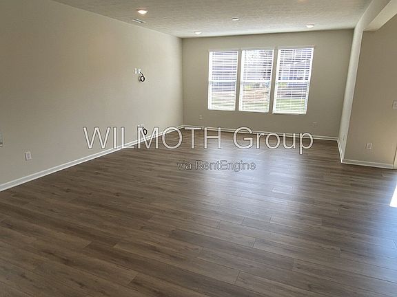 2nd image of 16364 Pruett Ln